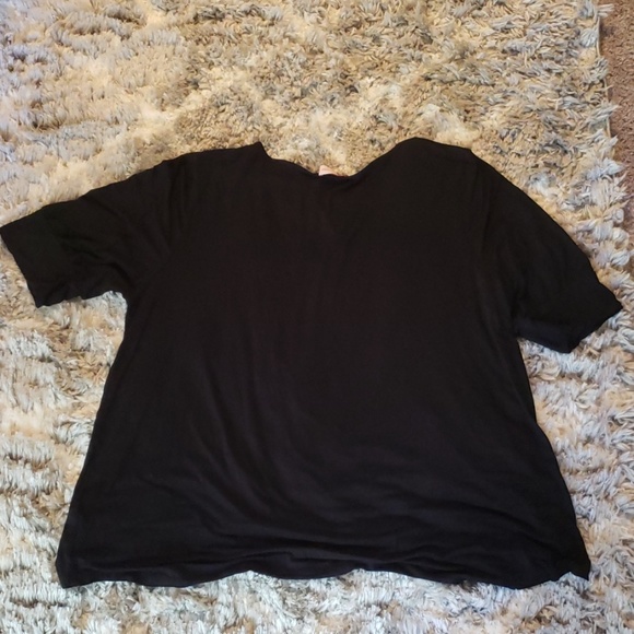 Top - Picture 3 of 4